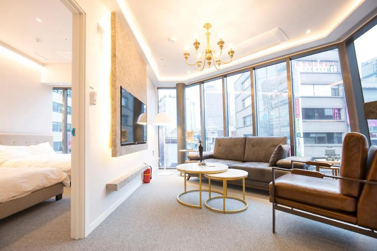 Uh Suite The Jongno Seoul Hotel